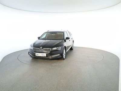 Schwarz metallicperleffektno Gebraucht 2020 Skoda Superb Style Kombi | € 21.950 (Fairer Preis)