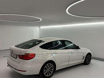 Gebraucht BMW 320 Luxury Line 184 PS (135 kW) 2013 Limousine