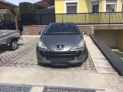 Grau Gebraucht 2007 Peugeot 207 CC Cabrio | € 3.550 (Fairer Preis)