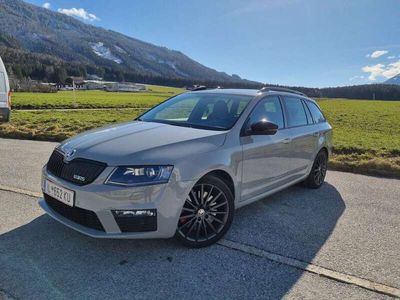 gebraucht Skoda Octavia Combi RS 20 TSI Green tec