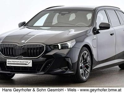 Schwarz Gebraucht 2024 BMW 530e Comfort Edition Kombi | € 62.980