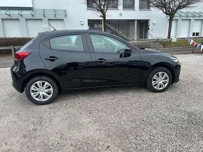 Gebraucht Mazda 2 75 PS (55 kW) 2021 Limousine