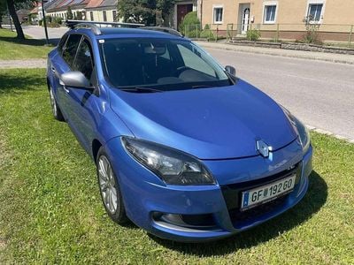 Blau Gebraucht 2011 Renault Mégane GrandTour GT-Line Kombi | € 4.990