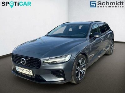 Grau Gebraucht 2021 Volvo V60 R-Design Kombi | € 24.900