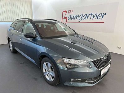 gebraucht Skoda Superb Kombi 2,0TDI *NAVI*Sitzheizung*Getönte Scheiben...