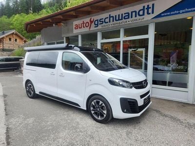 Weiß Gebraucht 2023 Opel Zafira Van / Kleinbus | € 60.900