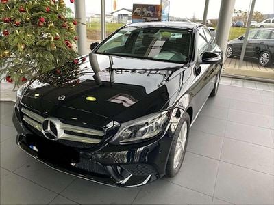 Gebraucht Mercedes C220 194 PS (142 kW) 2019 Schwarz Limousine