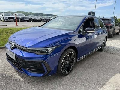 Neu VW Golf VIII R-line 150 PS (110 kW) 2025 Weiss  normal Limousine