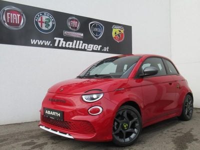 Neu Abarth 500e 113 kW (154 PS) 2026 Rot Kleinwagen