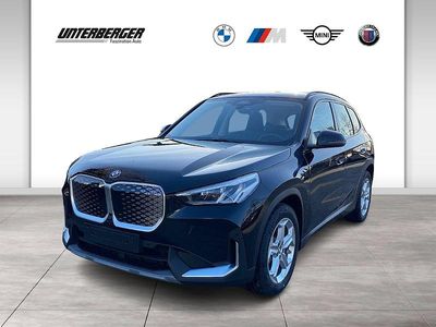 gebraucht BMW iX1 eDrive20 DAB Parkassistent Shz AHK Metallic