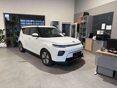 Weiß Gebraucht 2022 Kia Soul Silver SUV | € 22.880