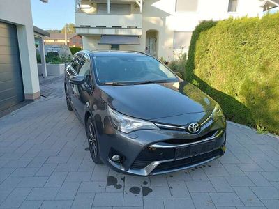 gebraucht Toyota Avensis Avensis2,0 D4-D Active Plus Active Plus