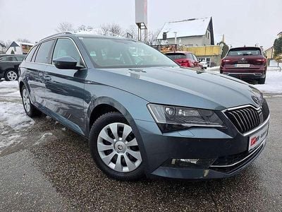 Gebraucht Skoda Superb Ambition 120 PS (88 kW) 2018 Grau Kombi