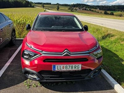 Rot Gebraucht 2022 Citroën e-C4 Shine Limousine | € 16.000 (Superpreis)
