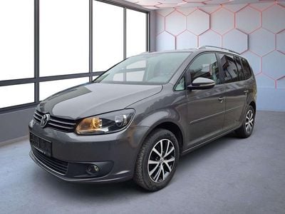 Dunkelgrau metallic Gebraucht 2014 VW Touran Comfortline Van / Kleinbus | € 8.350 (Fairer Preis)
