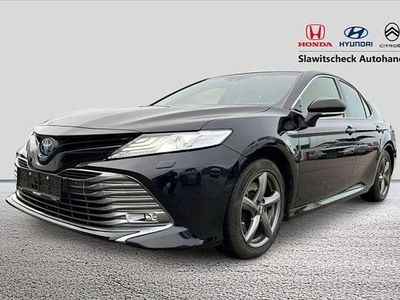 Schwarz Gebraucht 2020 Toyota Camry Lounge Limousine | € 28.990