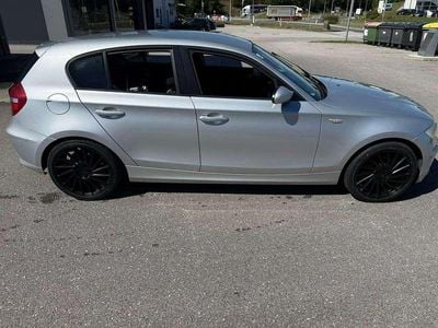 Silber Gebraucht 2007 BMW 118 Kleinwagen | € 5.000 (Fairer Preis)