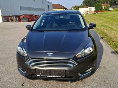 Grau Gebraucht 2018 Ford Focus Titanium Limousine | € 8.500 (Superpreis)