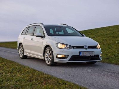 Weiß Gebraucht 2016 VW Golf VII Sport Kombi | € 11.202 (Etwas zu teuer)