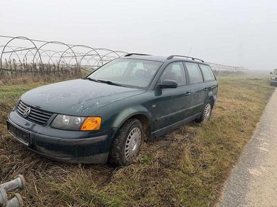 Gebraucht 1998 VW Passat Kombi | € 500 (Guter Preis)