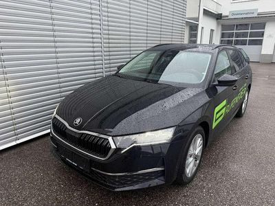 Schwarz metallicperleffektno Gebraucht 2025 Skoda Octavia Selection Kombi | € 30.990 (Fairer Preis)