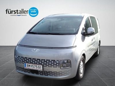 Silber Gebraucht 2022 Hyundai Staria Van / Kleinbus | € 33.900 (Fairer Preis)