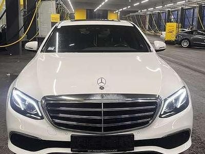 Weiß Gebraucht 2017 Mercedes E220 Exclusive Limousine | € 30.200 (Teuer)