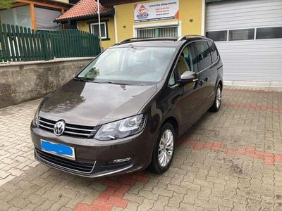 Braun Gebraucht 2017 VW Sharan Business Van / Kleinbus | € 24.200 (Fairer Preis)