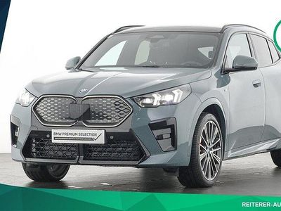 Grün (cape york green) Gebraucht 2024 BMW iX2 Shadowline SUV | € 49.990 (Fairer Preis)
