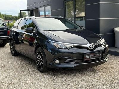 Grau Gebraucht 2016 Toyota Auris Comfort Kombi | € 11.390 (Fairer Preis)