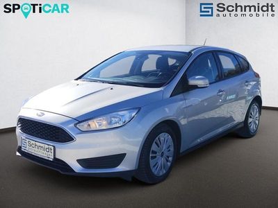 Silber Gebraucht 2018 Ford Focus Trend Limousine | € 12.990 (Teuer)