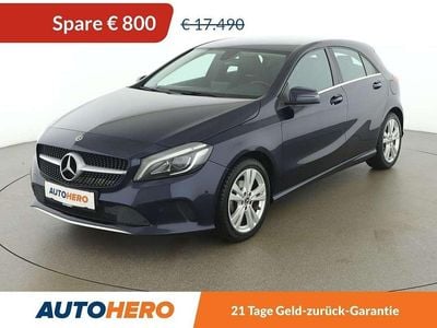 Blau Gebraucht 2017 Mercedes A180 Urban Kleinwagen | € 16.690 (Fairer Preis)
