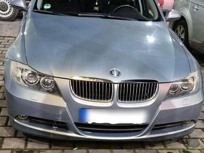 Grau Gebraucht 2005 BMW 325 Performance Limousine | € 6.500 (Superpreis)
