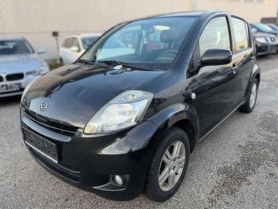 Schwarz Gebraucht 2008 Daihatsu Sirion Kleinwagen | € 999
