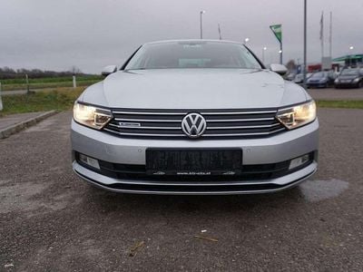 Grau Gebraucht 2017 VW Passat Comfortline Limousine | € 9.990 (Fairer Preis)