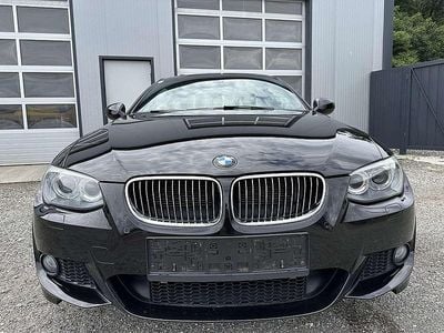 Schwarz Gebraucht 2012 BMW 325 Comfort Edition Coupé | € 18.490