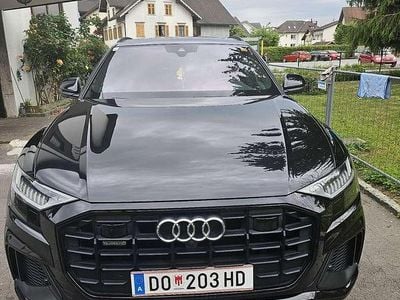 Gebraucht Audi Q8 Ambiente 286 PS (210 kW) 2019 SUV