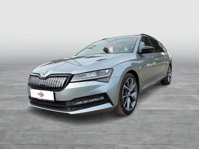 Dunkelgrau metallic Gebraucht 2021 Skoda Superb SportLine Kombi | € 24.590 (Fairer Preis)