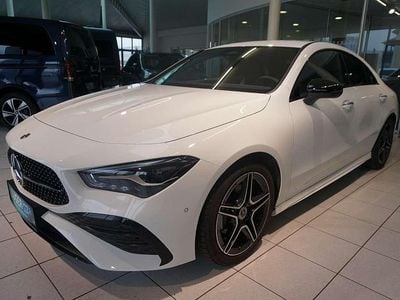 Weiß Gebraucht 2024 Mercedes CLA180 AMG line Limousine | € 37.890 (Fairer Preis)