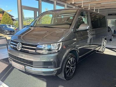 Grau Gebraucht 2018 VW Caravelle Comfortline Van / Kleinbus | € 25.900
