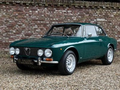 Dunkelgrün Gebraucht 1973 Alfa Romeo 2000 Coupé | € 53.500