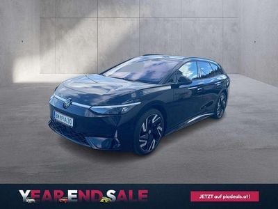 Schwarz metallic Gebraucht 2025 VW ID.7 GTX Kombi | € 59.990 (Fairer Preis)