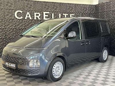 Grau Gebraucht 2022 Hyundai Staria Van / Kleinbus | € 39.990