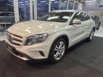 Gebraucht Mercedes GLA220 177 PS (130 kW) 2016 Weiß SUV