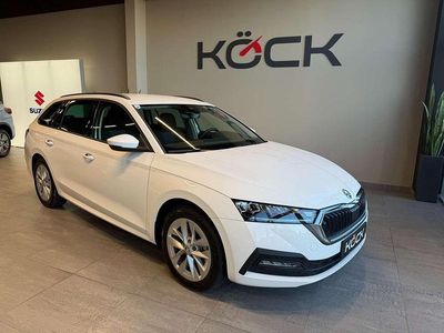 Weiß Gebraucht 2024 Skoda Octavia Ambition Kombi | € 29.990 (Etwas zu teuer)