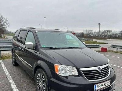 Gebraucht Lancia Voyager Platinum 177 PS (130 kW) 2014 Van / Kleinbus