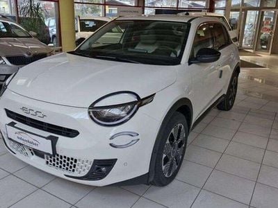 Weiß Neu 2025 Fiat 600 La Prima SUV | € 27.847 (Fairer Preis)