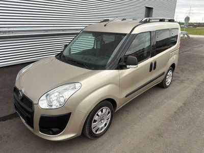 gebraucht Fiat Doblò 1,6 16V JTD Multijet Dynamic DPF +7-Sitzer* ID:120