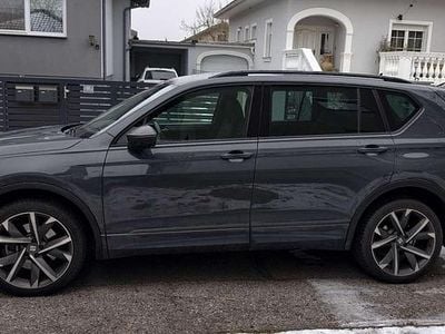 Grau Gebraucht 2022 Seat Tarraco 4Drive SUV | € 34.000 (Fairer Preis)