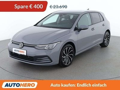 Gebraucht VW Golf VIII Life 110 PS (80 kW) 2023 Grau Kleinwagen